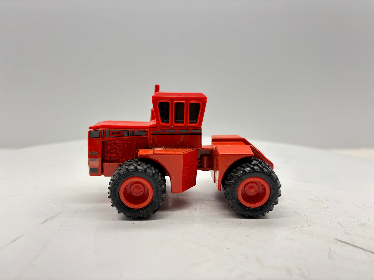 1/64 Big Bud 525-84 Industrial