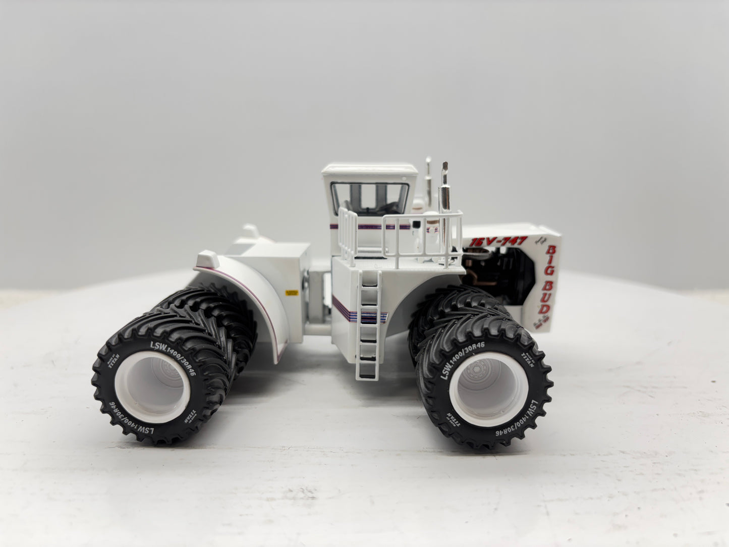1/64 Big Bud 16V-747 Titan LSW Signed