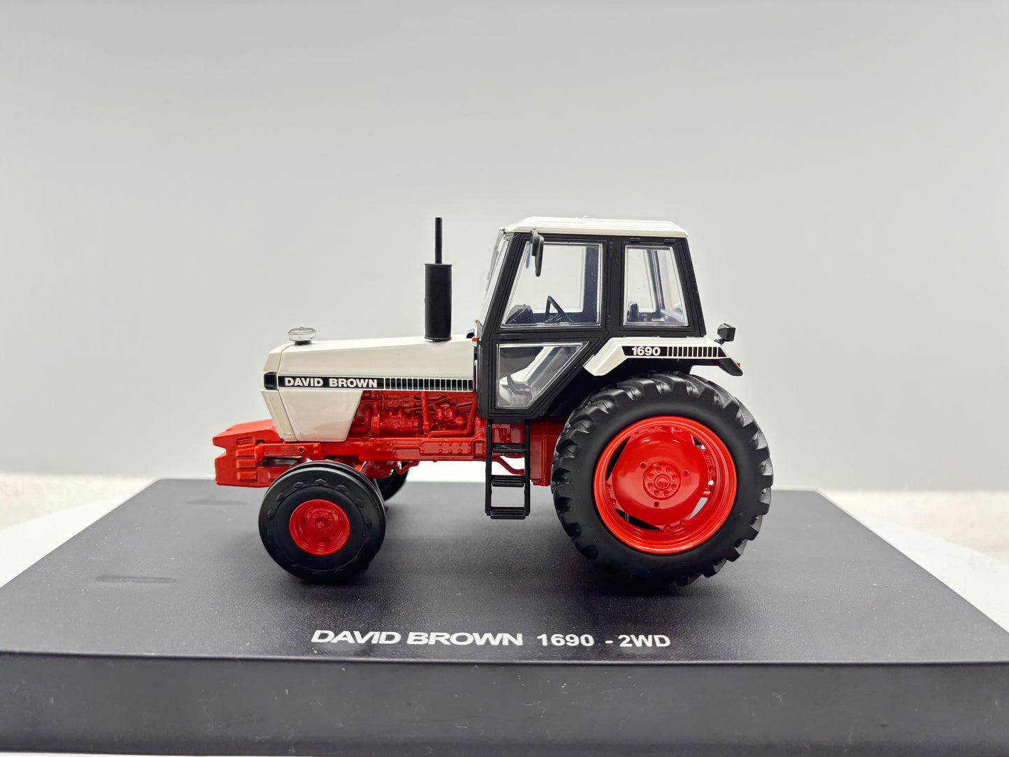 1/32 David Brown 2WD