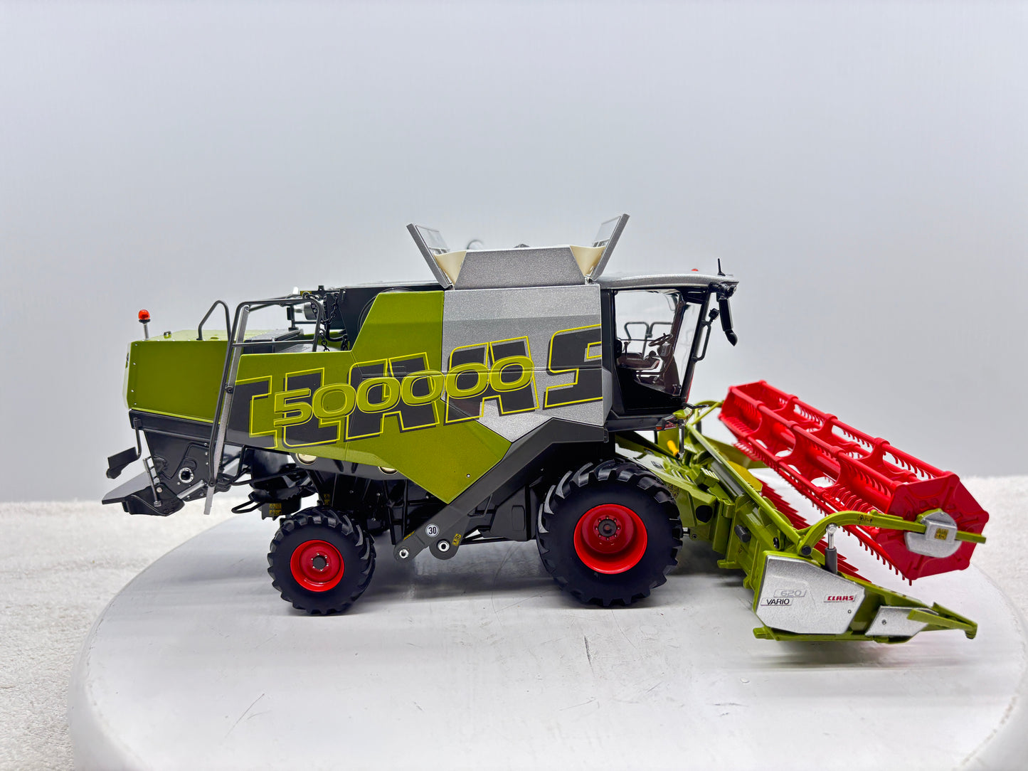 1/32 Claas 450