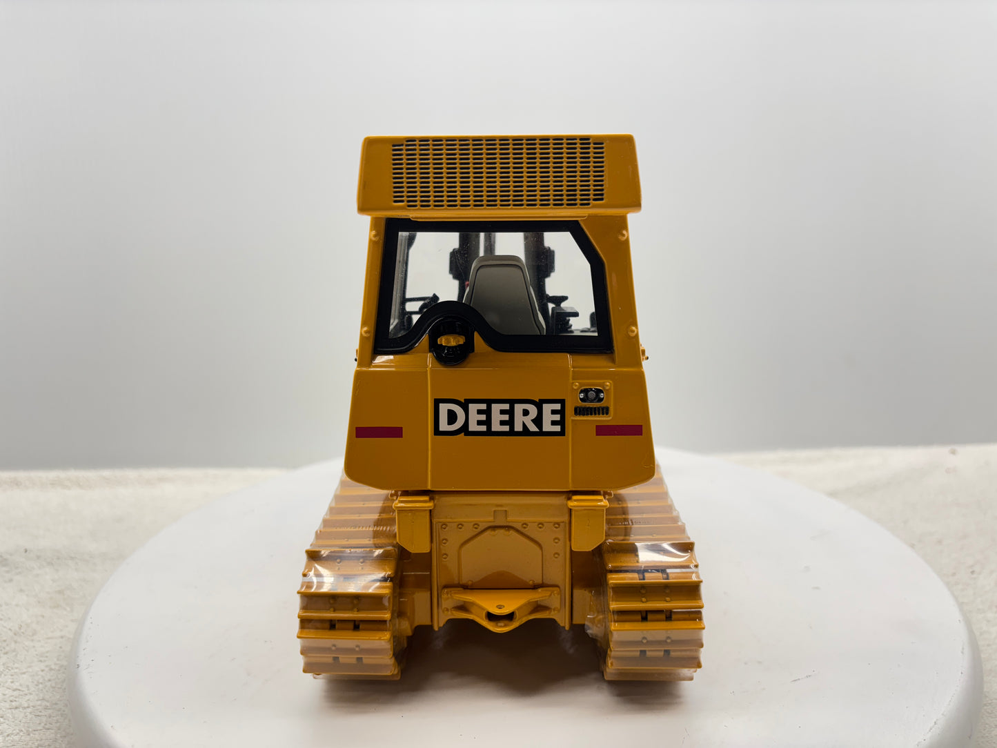1/16 John Deere 650H Precision