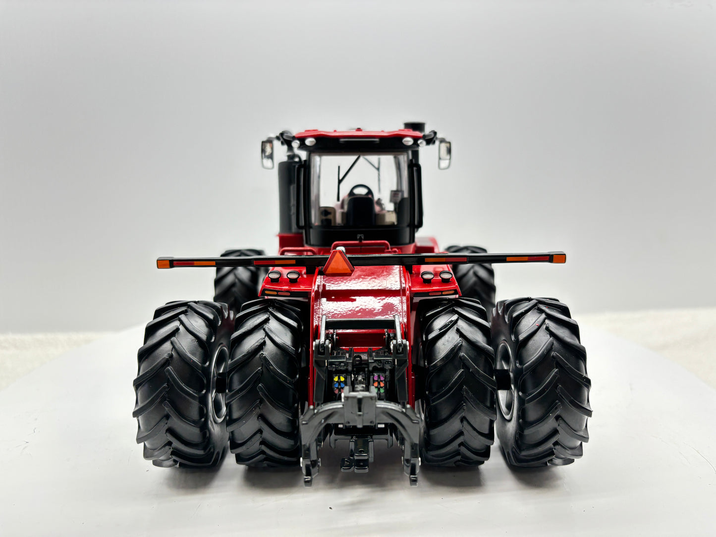 1/32 Case IH 595 Duals