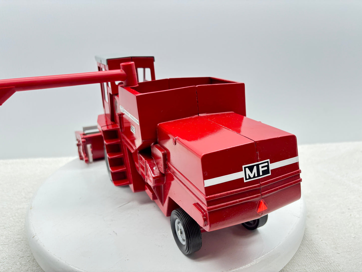 1/20 Massey Ferguson 860