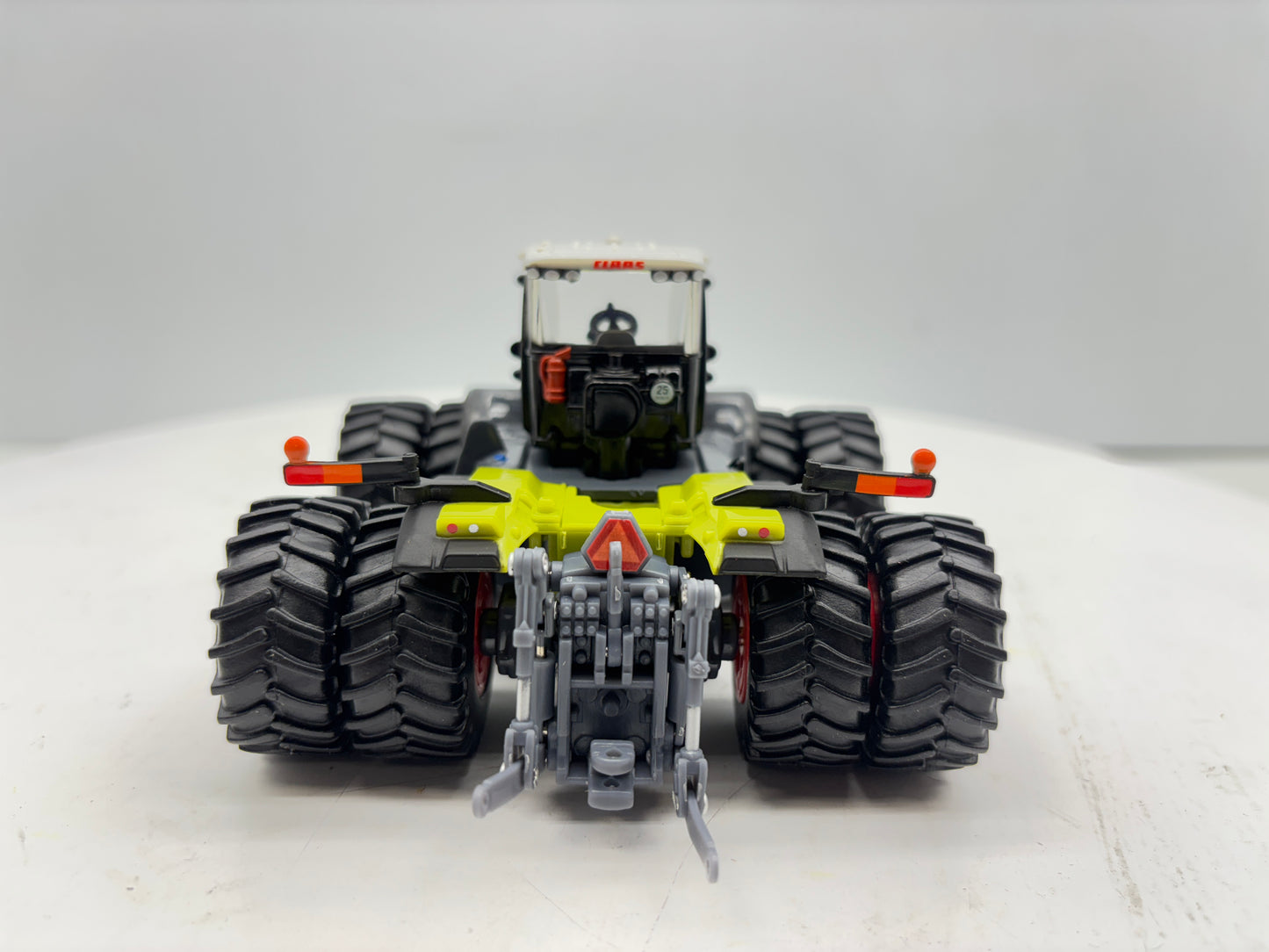 1/64 Claas 4500 Xerion