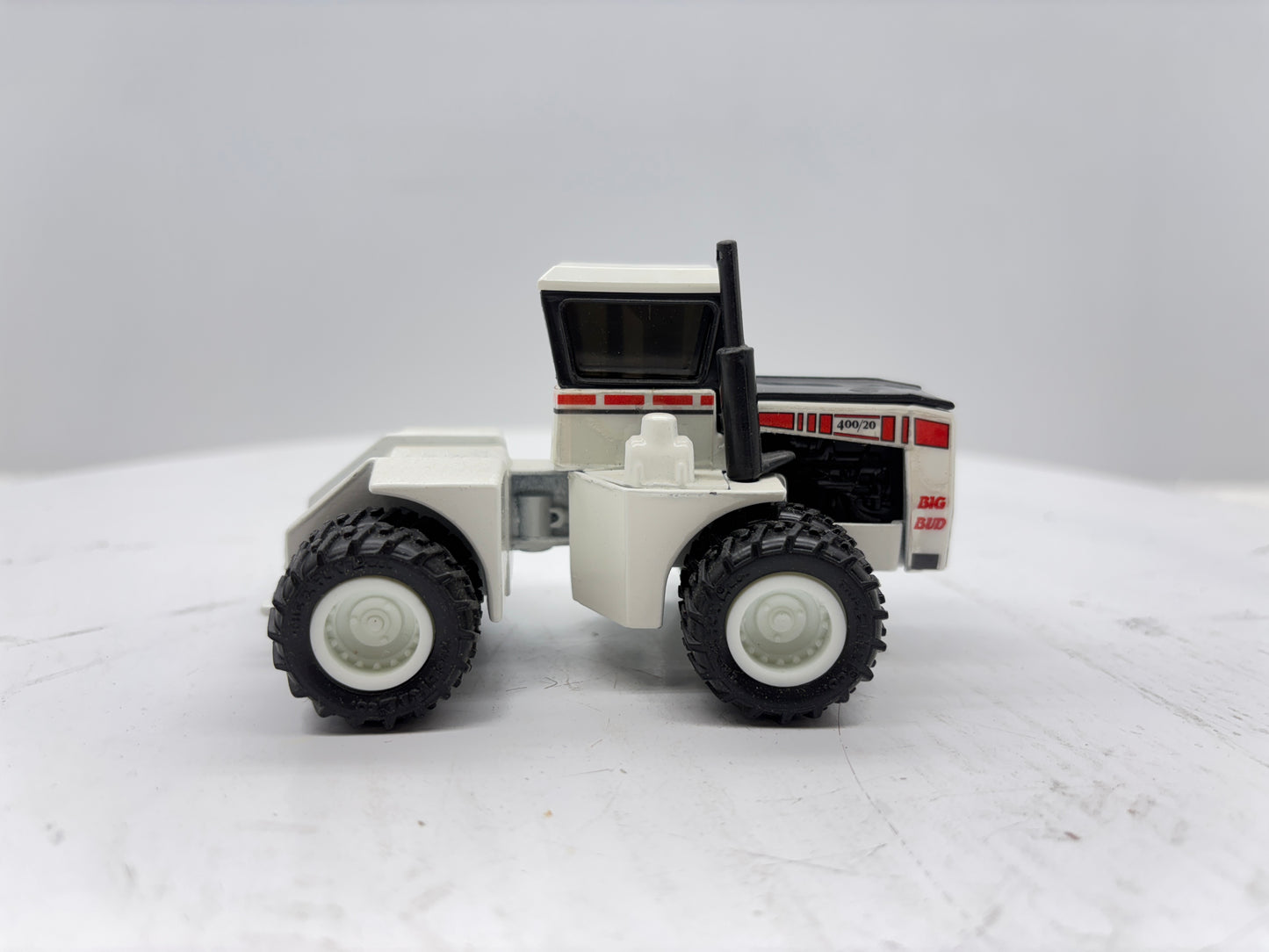 1/64 Big Bud 400-20 Home Hardware