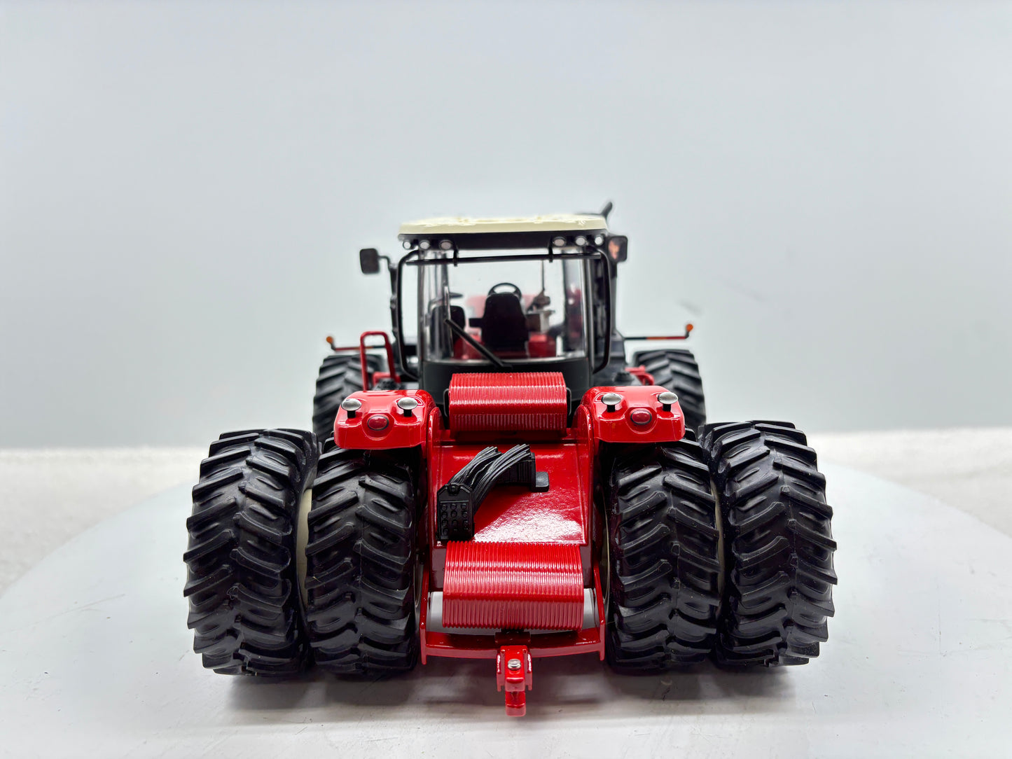 1/32 Versatile 550 Intro