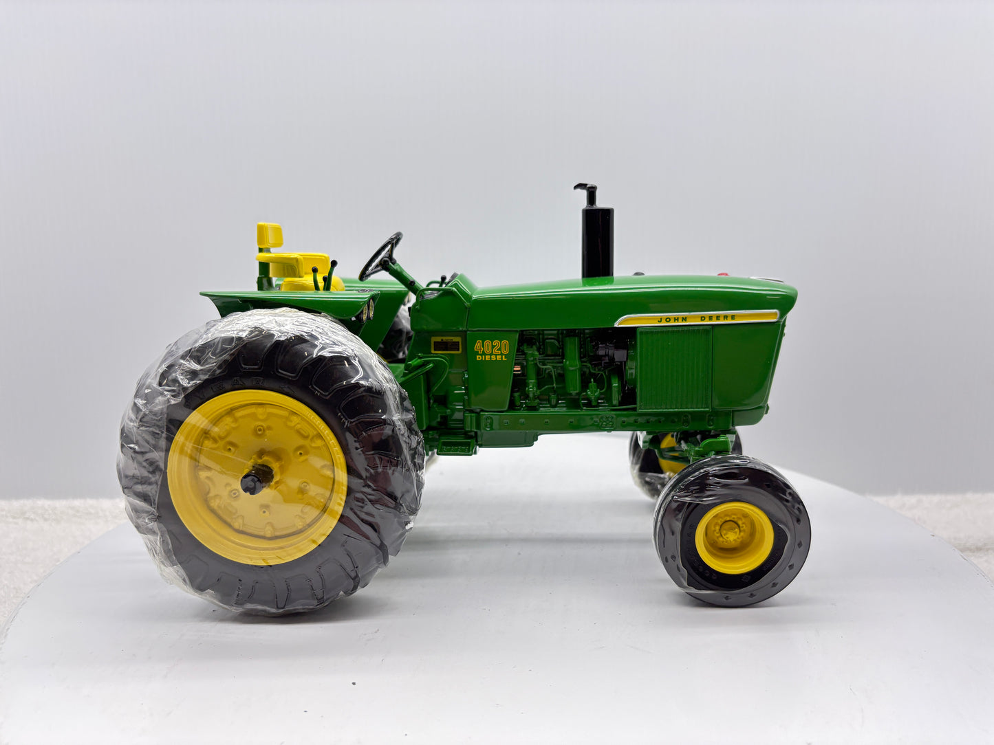 1/16 John Deere 4020 Precision