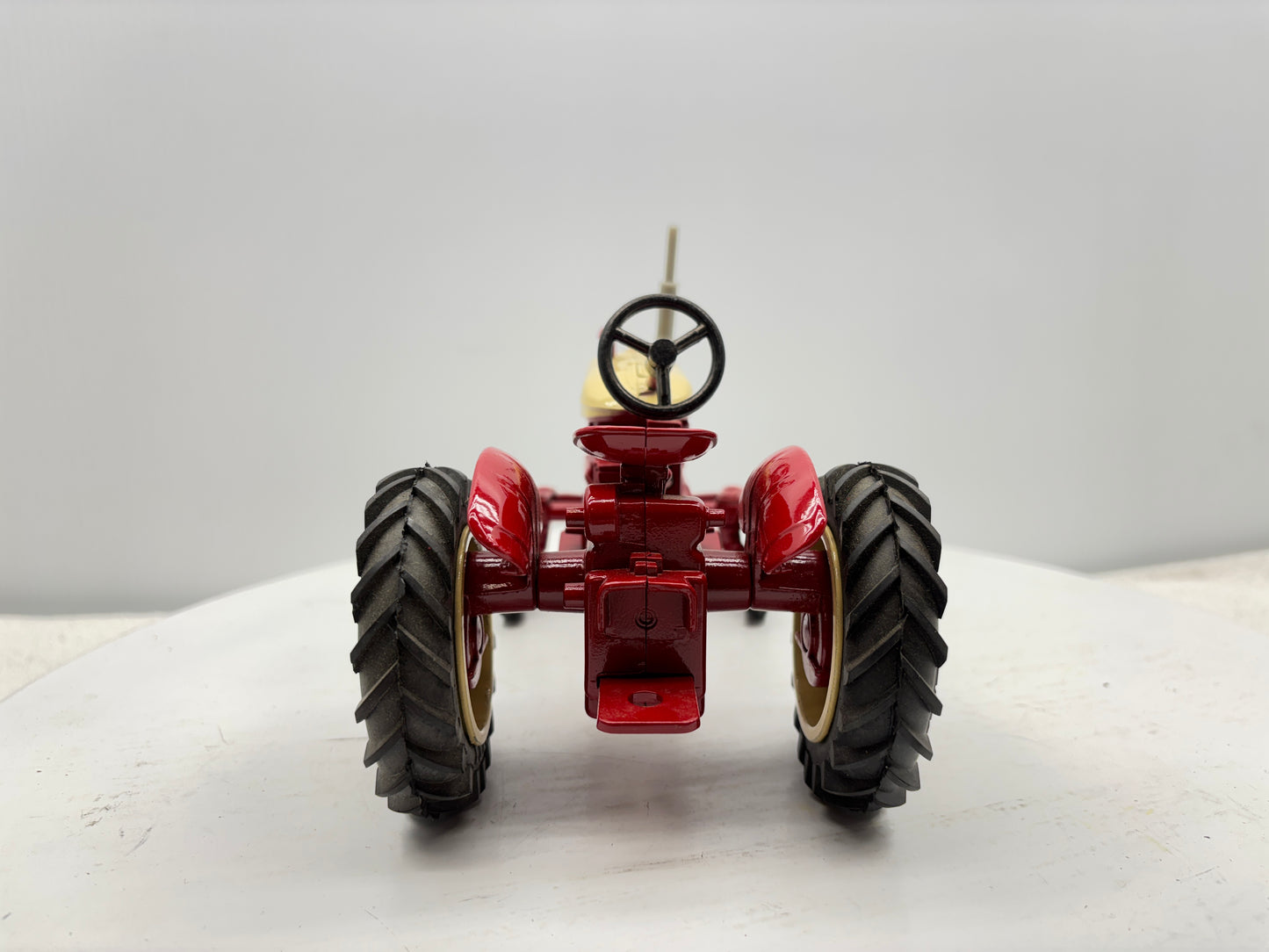 1/16 Cockshutt 20 Deluxe