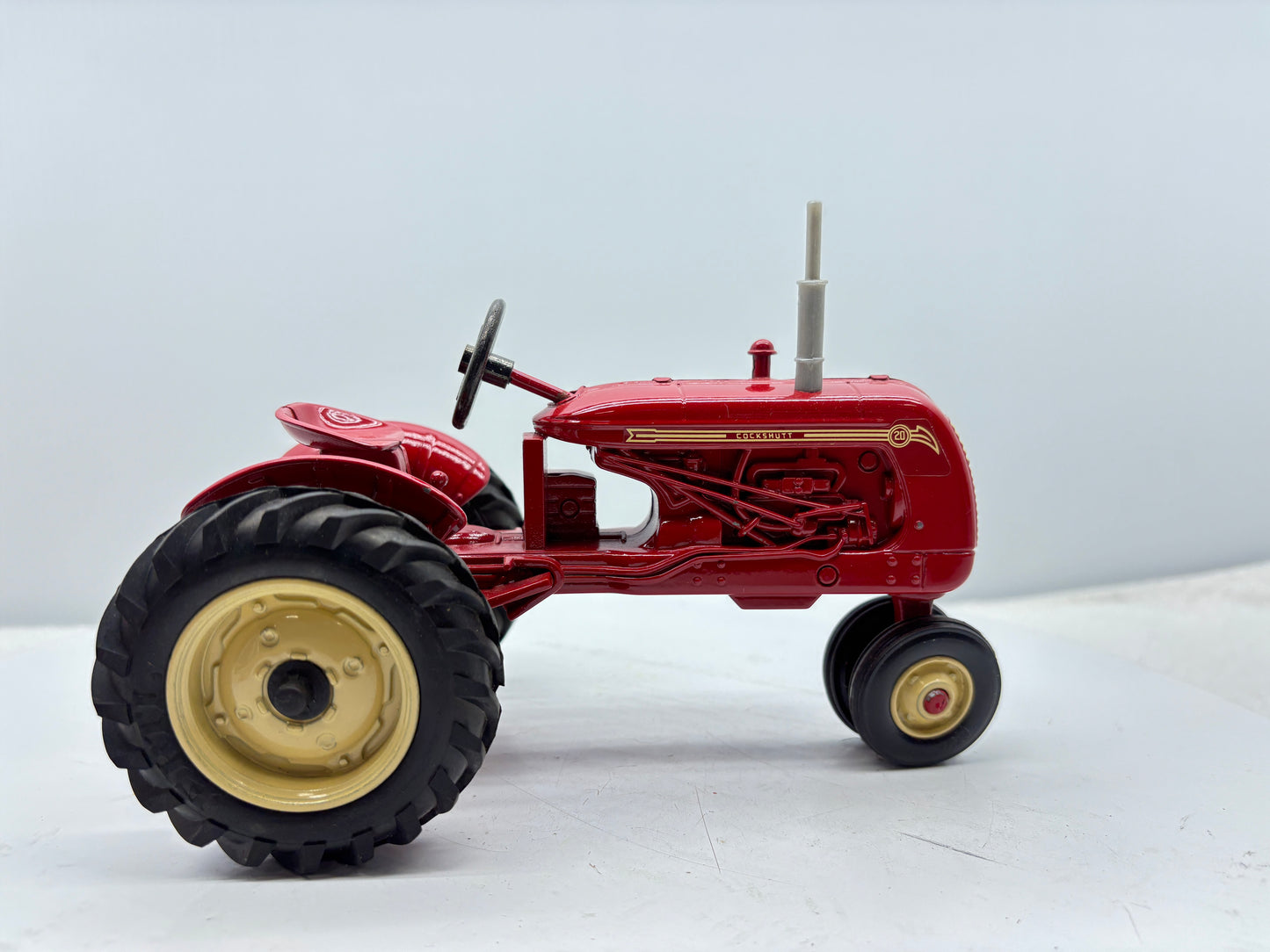 1/16 Cockshutt 20 Narrow Front