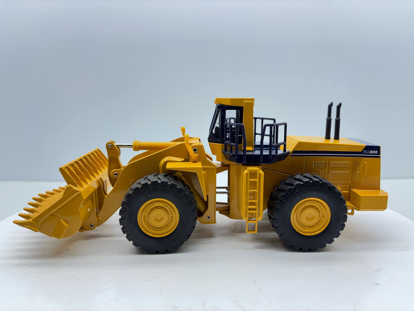 1/50 Komatsu WA800 Joal