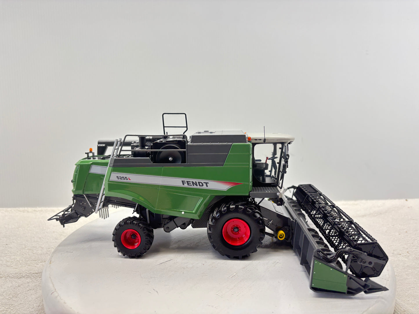 1/32 Fendt 5255L