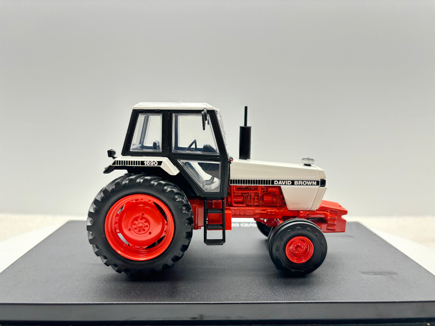 1/32 David Brown 2WD