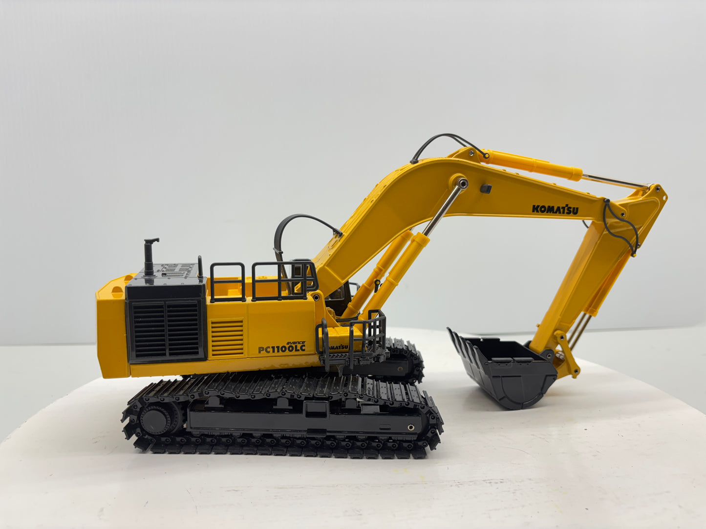 1/50 Komatsu PC 1100LC-6