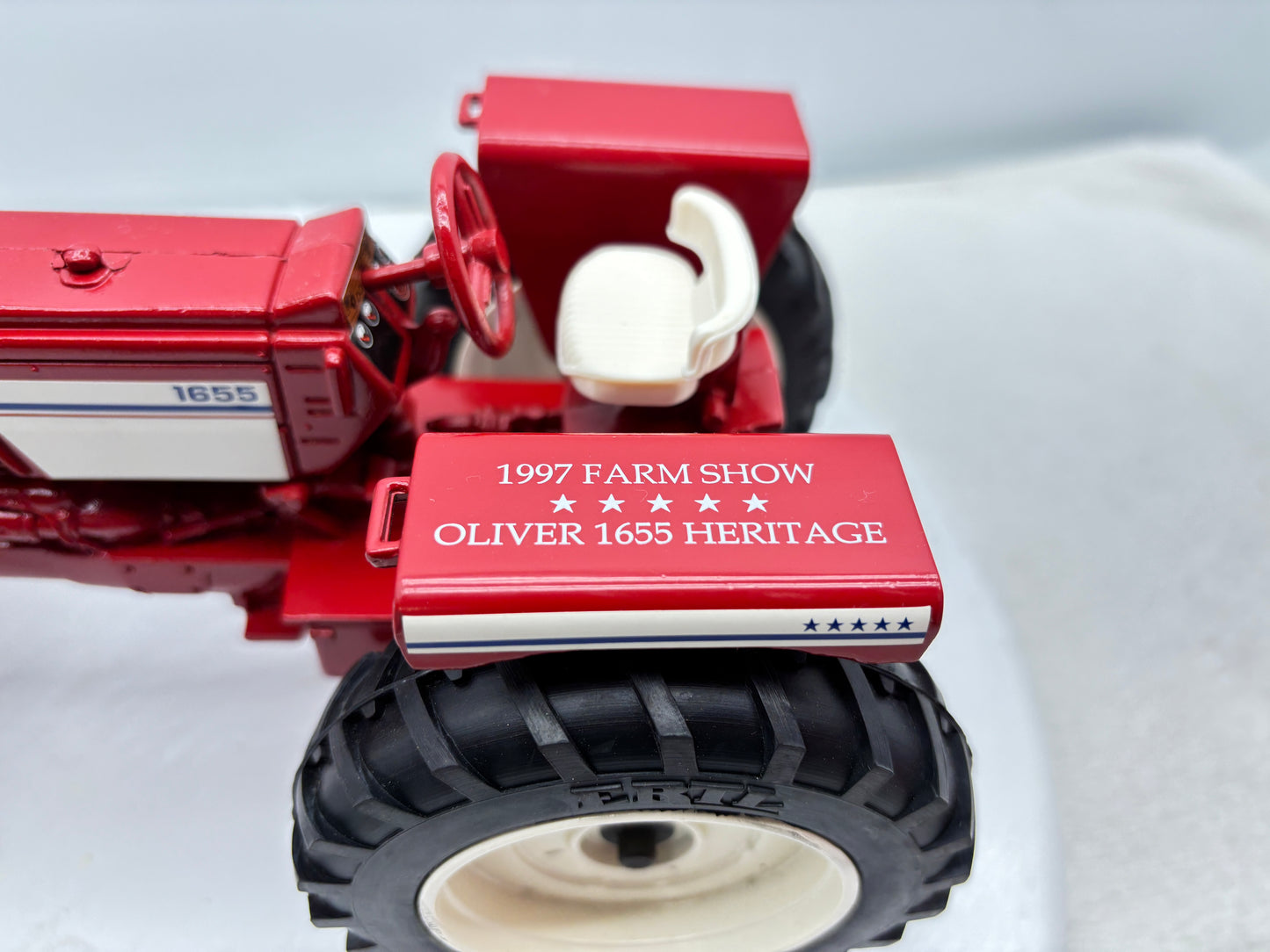 1/16 Oliver 1655 Farm Show Edition