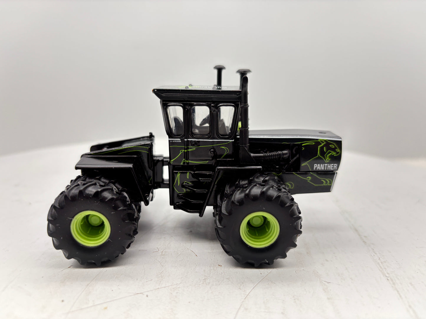 1/64 Steiger Panther
