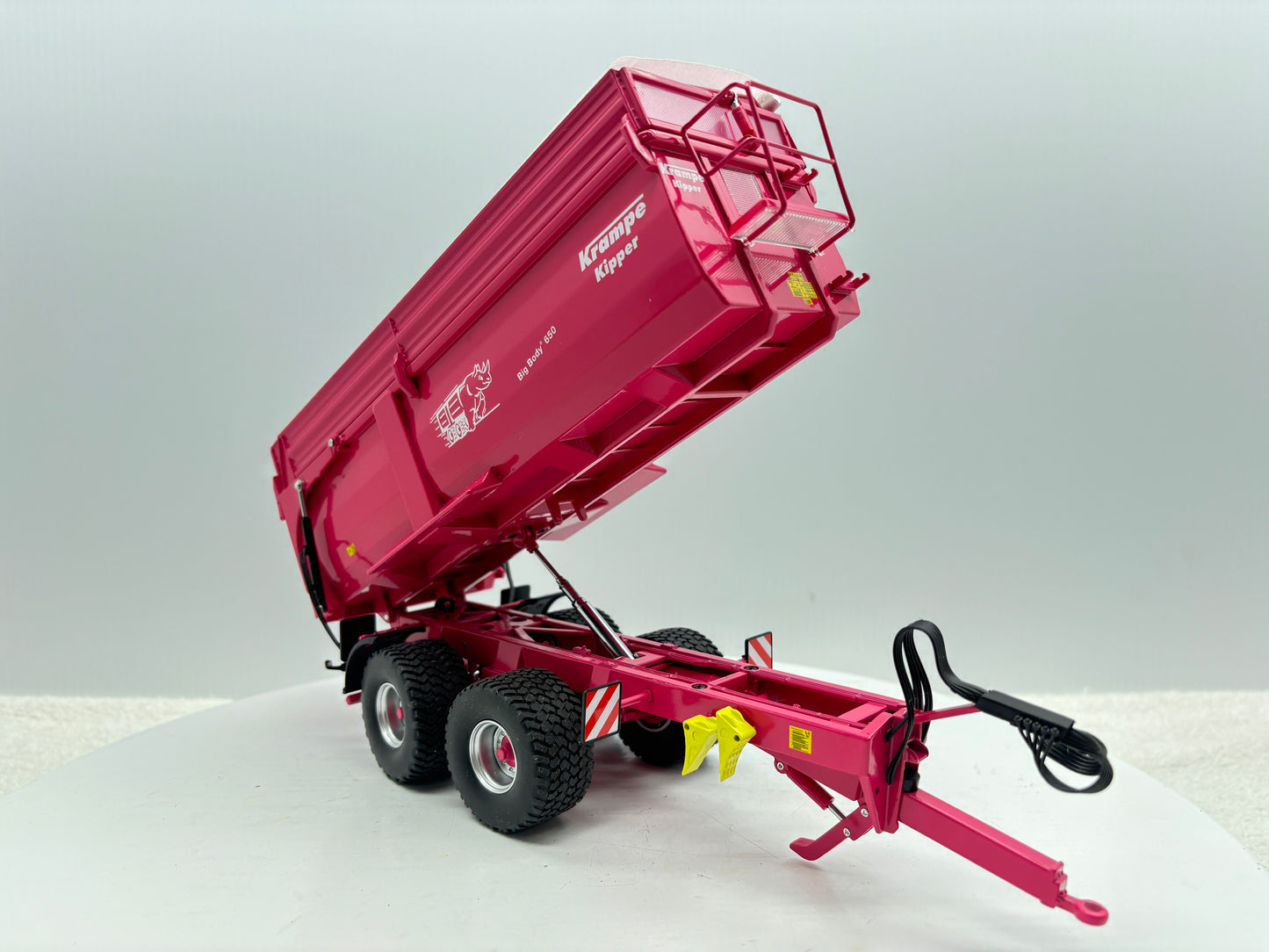 1/32 Krampe Kipper 650 Big Body