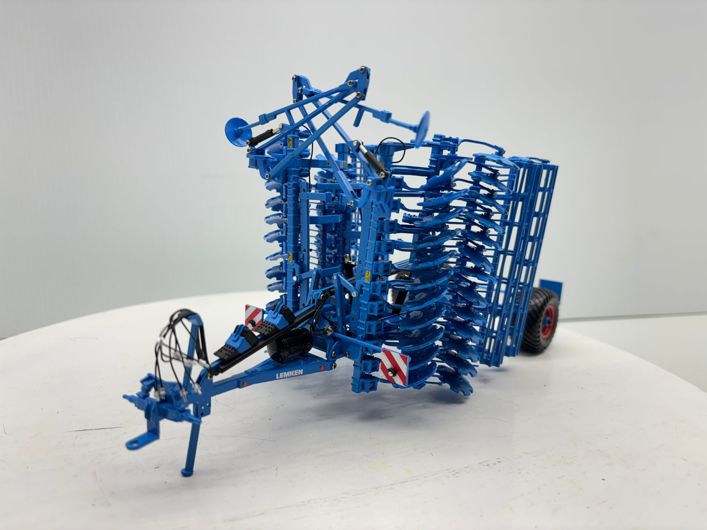1/32 Lemken Rubin 9