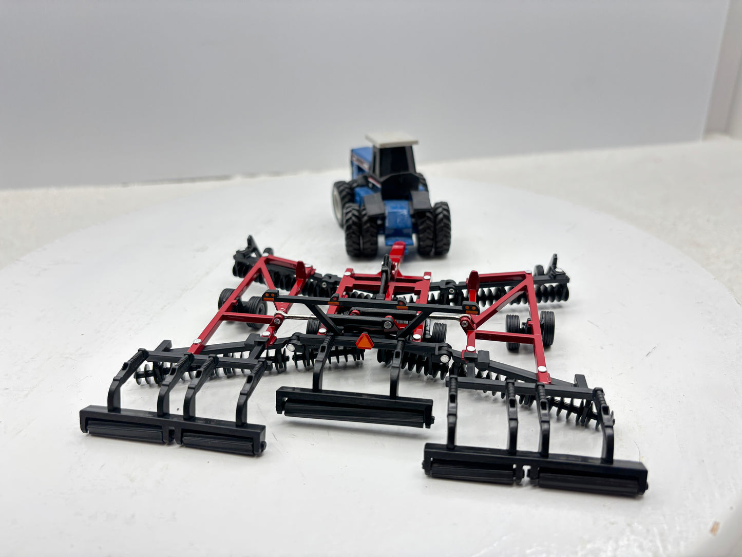 1/64 Case IH 330 Tandem