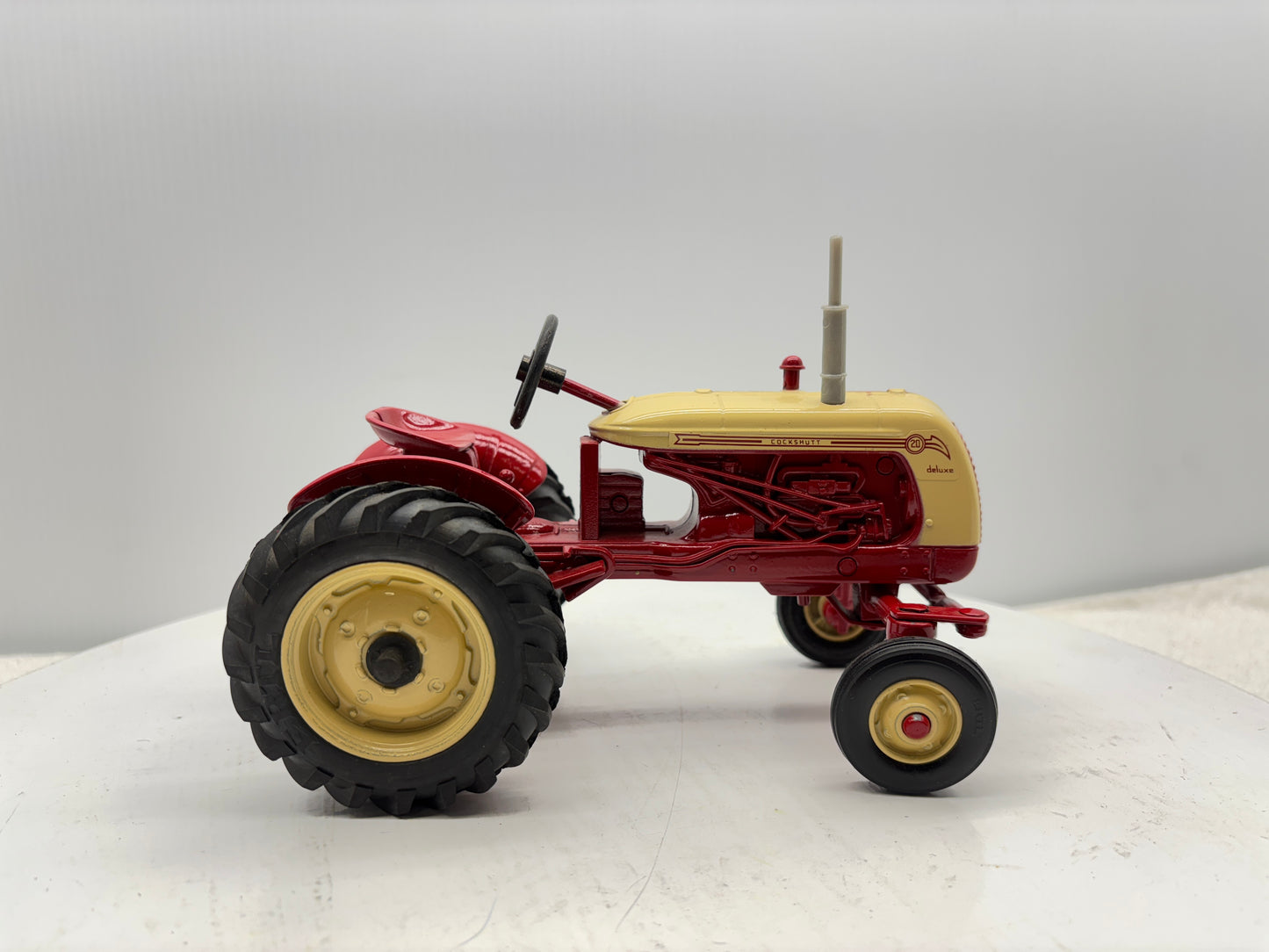 1/16 Cockshutt 20 Deluxe