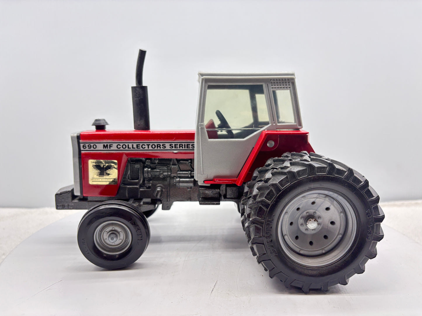 1/20 Massey Ferguson 690
