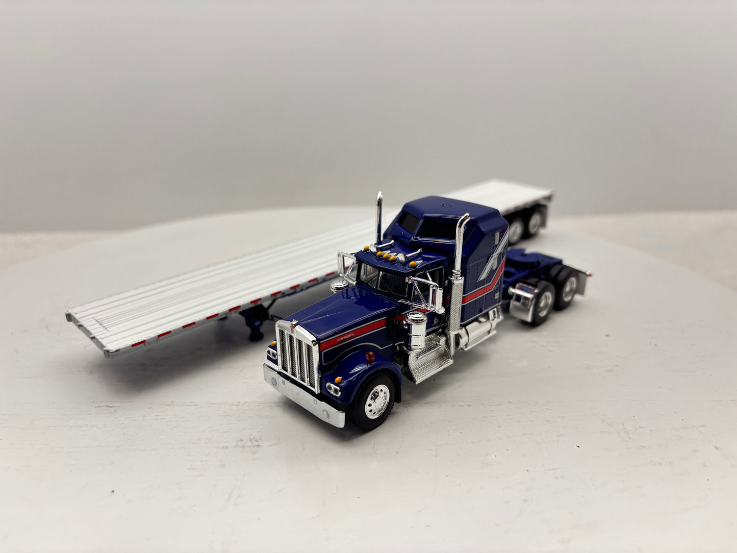 1/64 Kenworth W900A Liberty