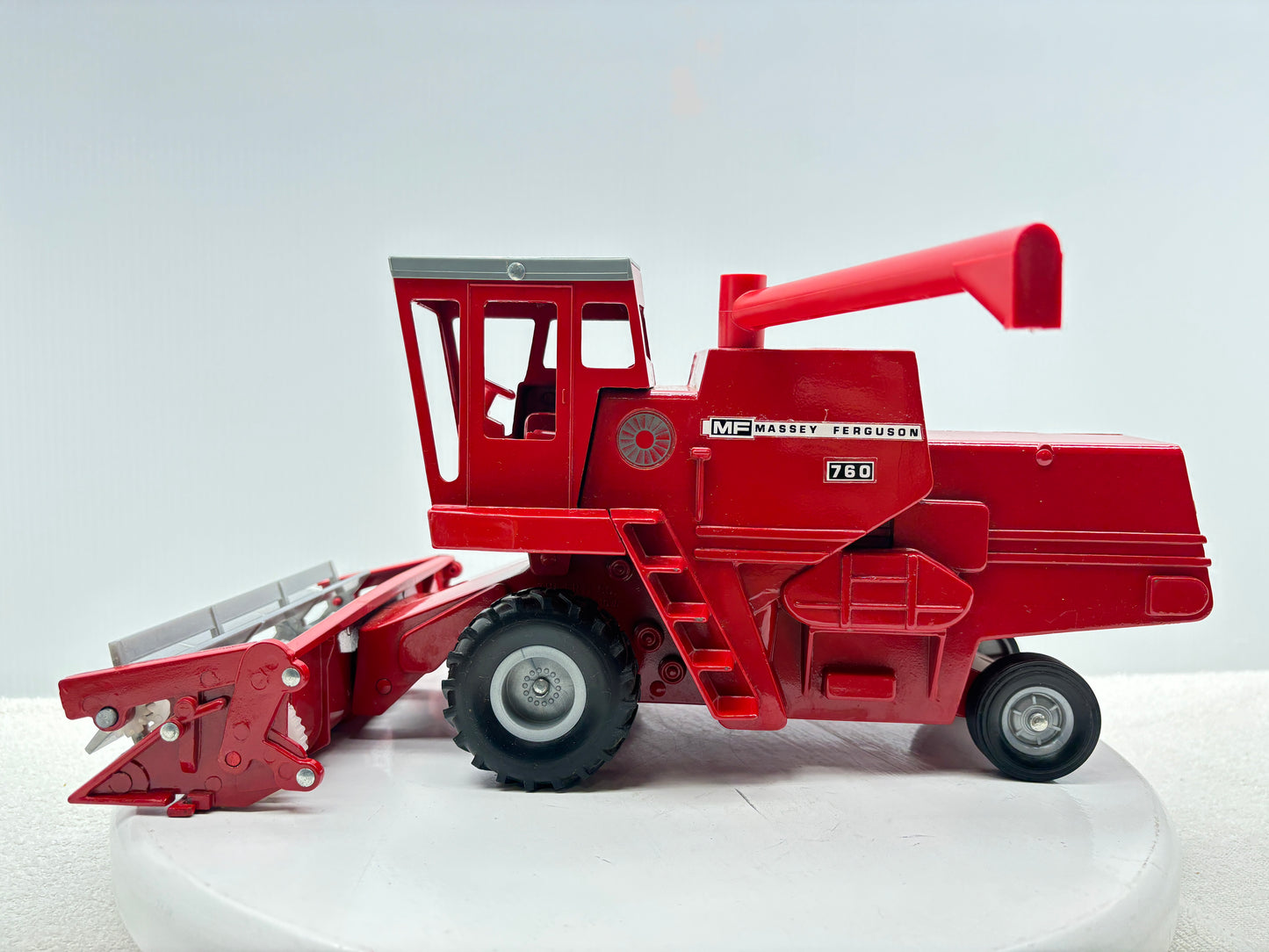 1/20 Massey Ferguson 860