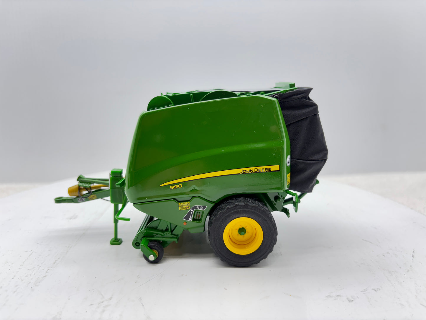1/32 John Deere 990