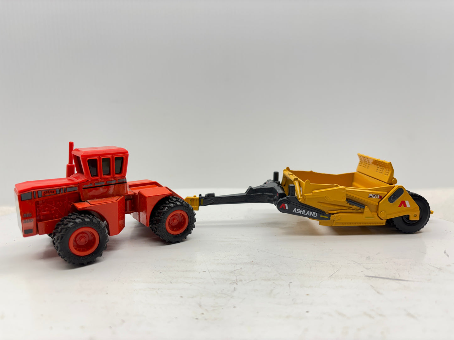 1/64 Big Bud 525-84 Industrial