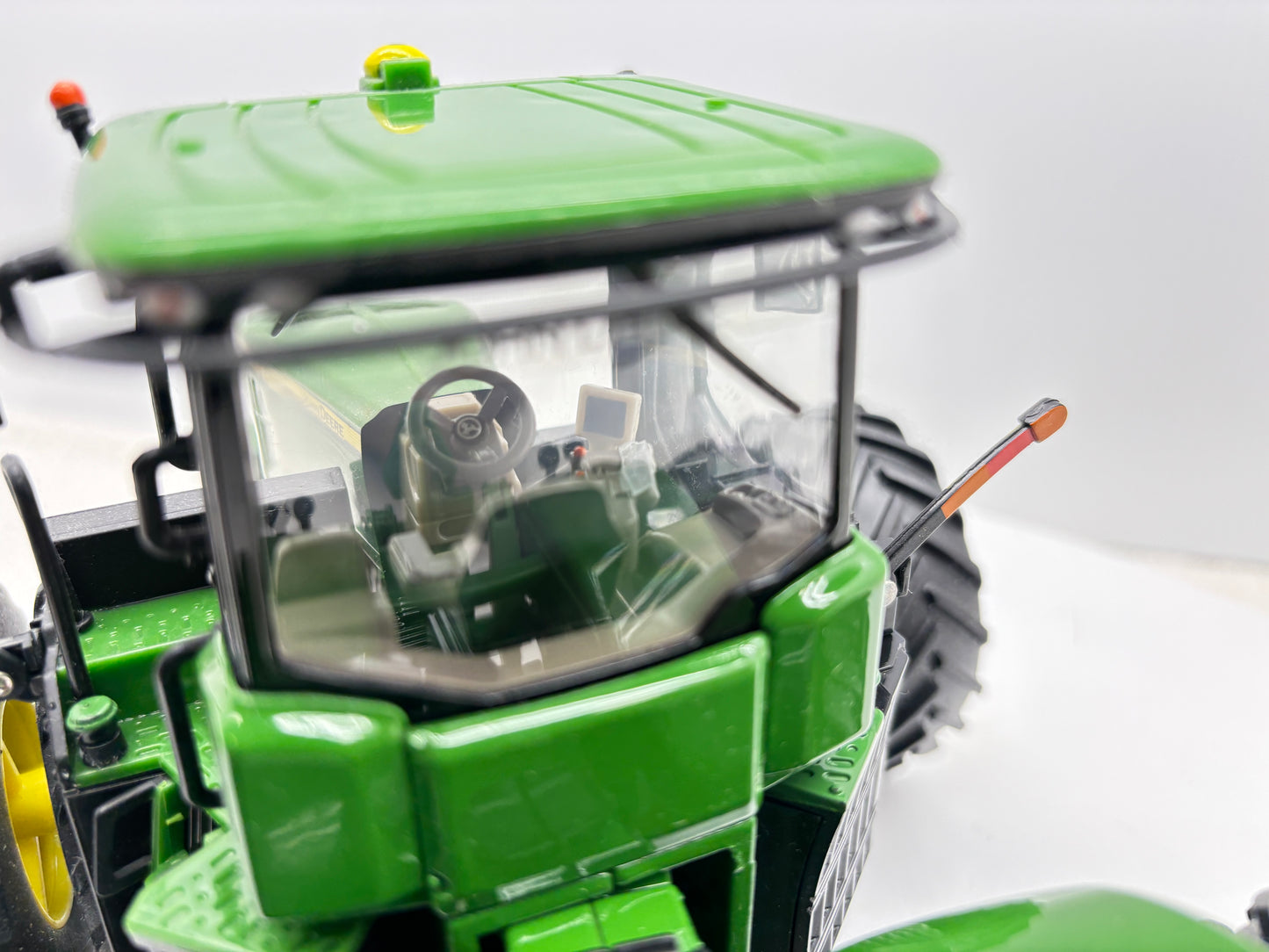 1/32 John Deere 9560R