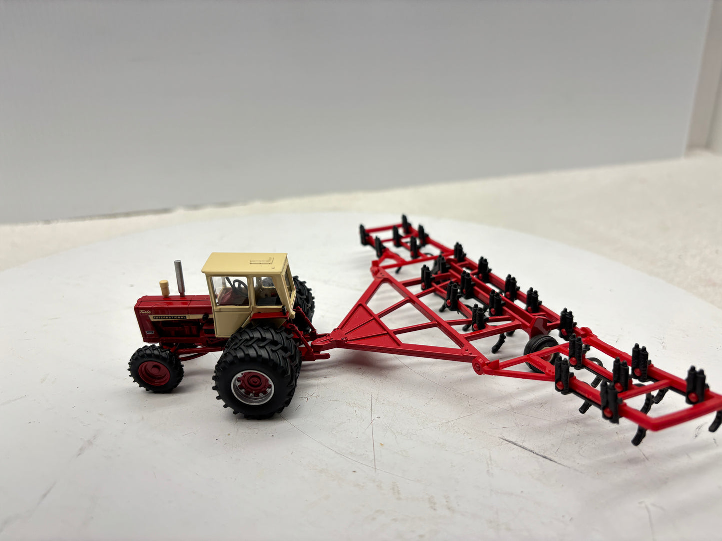 1/64 International 1256 4WD