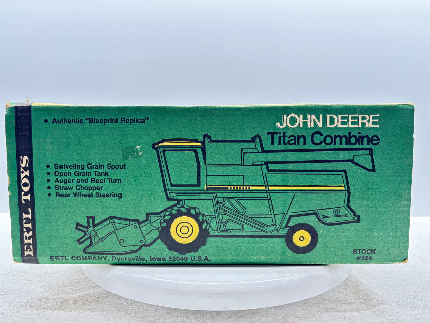 1/28 John Deere Titan