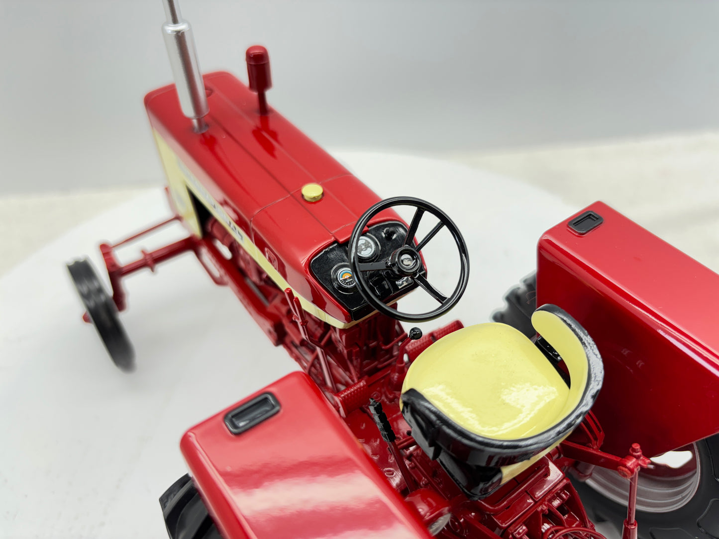1/16 International 504