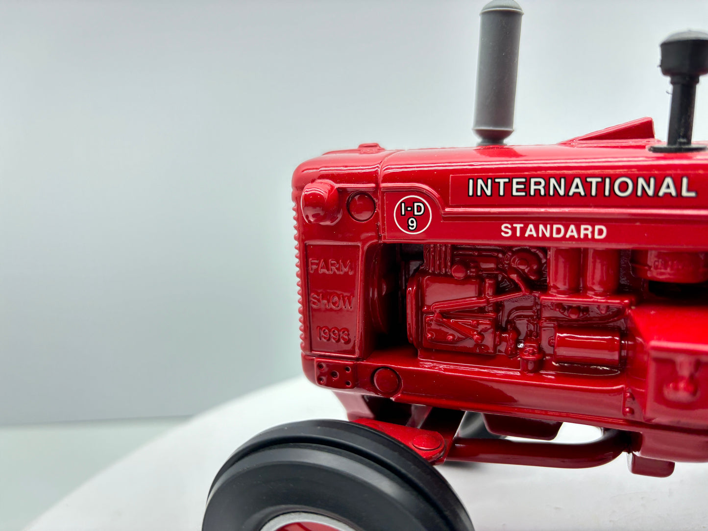 1/16 International ID-9