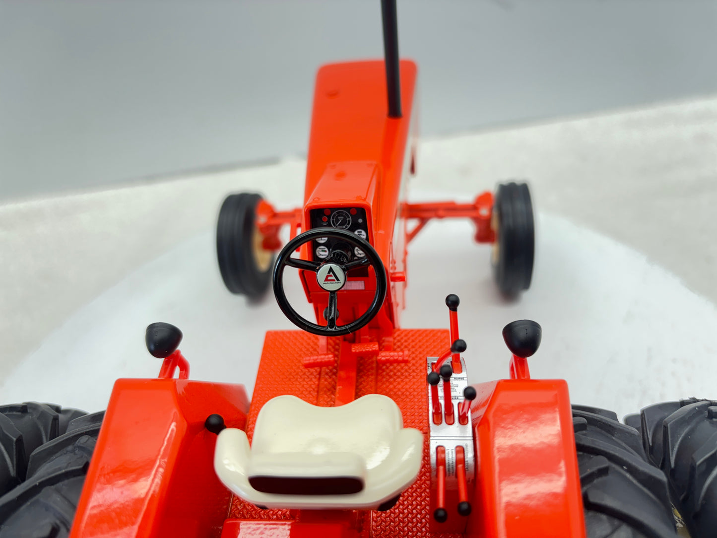 1/16 Allis-Chalmers One-Ninety