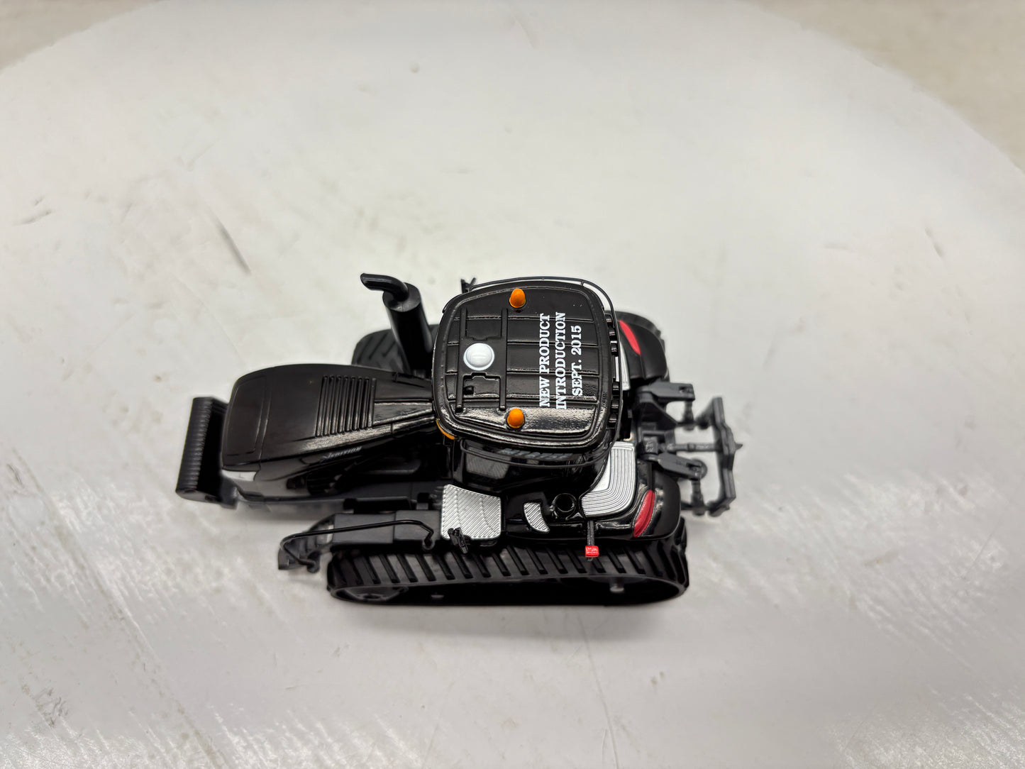 1/64 Challenger MT875E Black