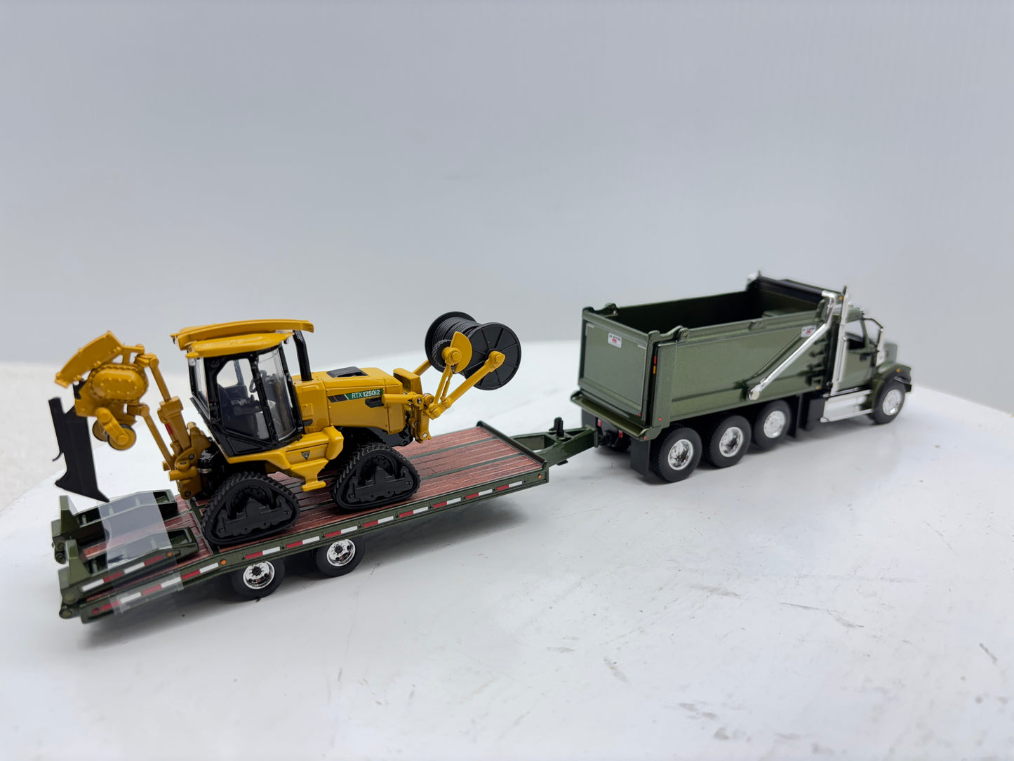 1/64 Western Star 49X (Mettalic Green)