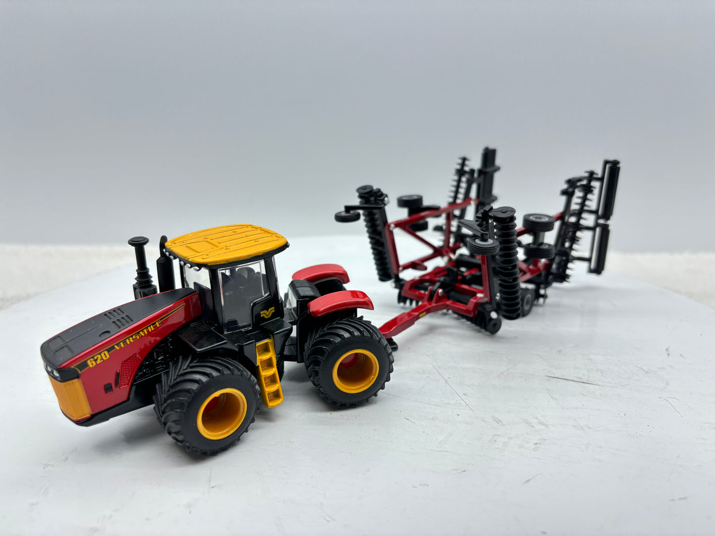 1/64 Versatile 620 LSW