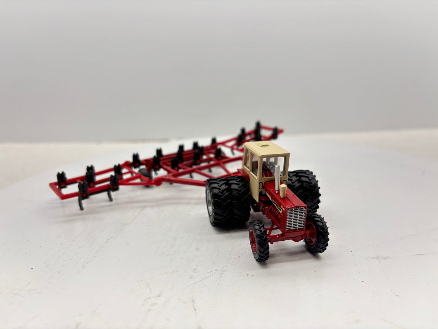 1/64 International 1256 4WD