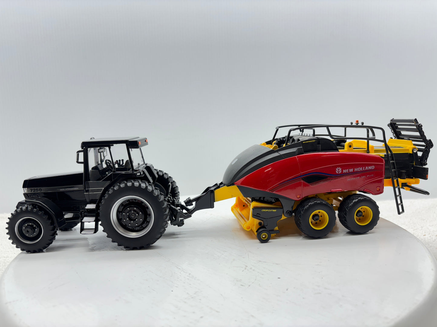 1/32 Case IH Magnum 7250