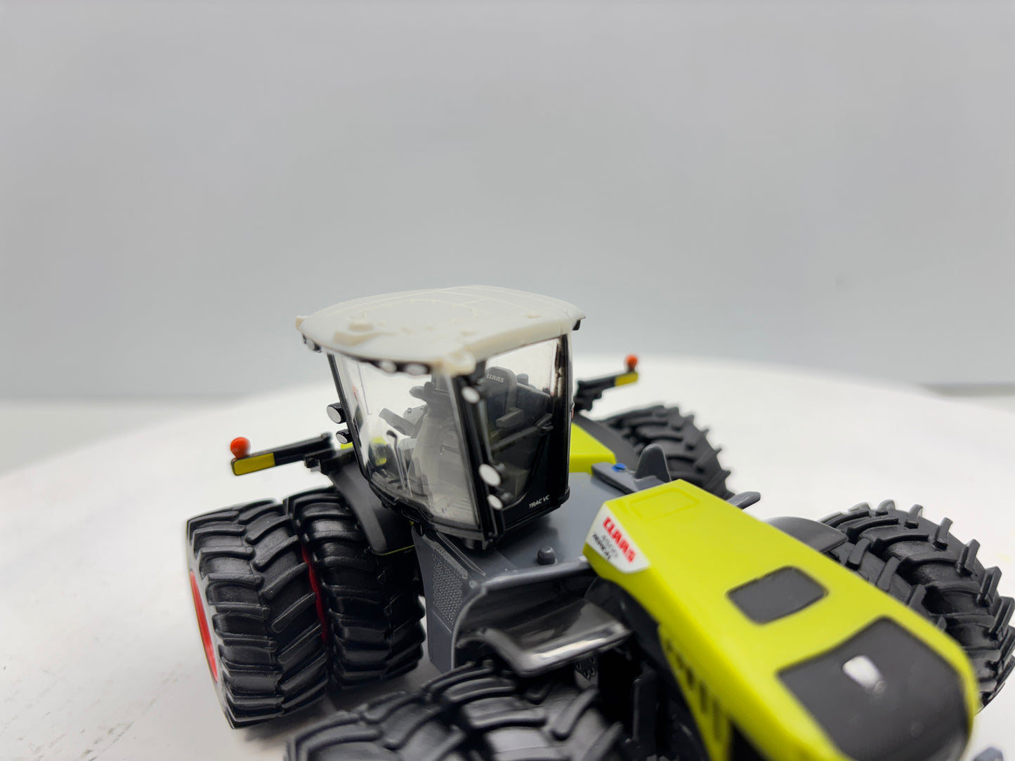1/64 Claas 4500 Xerion