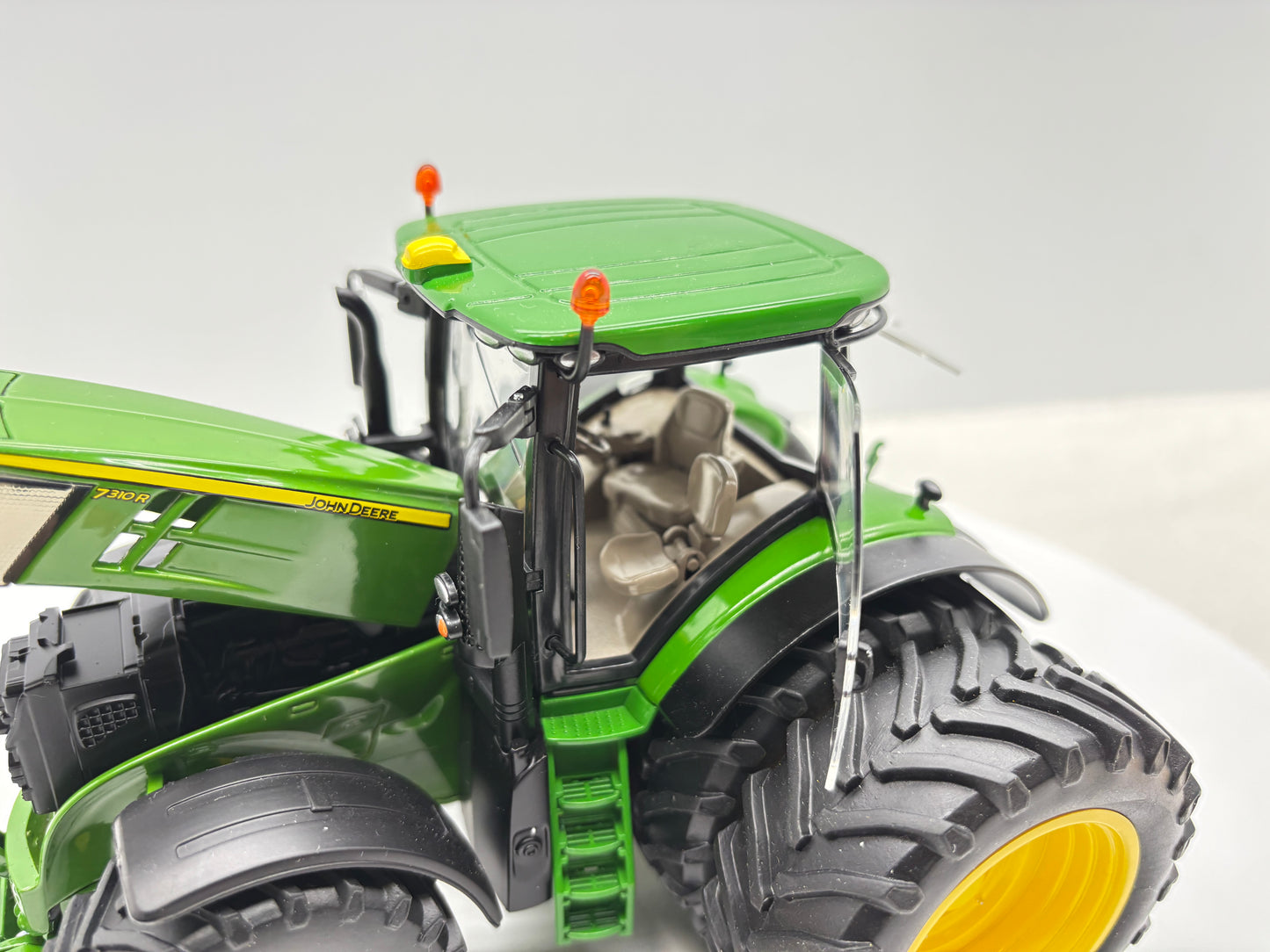 1/32 John Deere 7310R