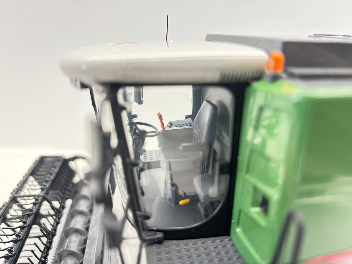 1/32 Fendt 5255L