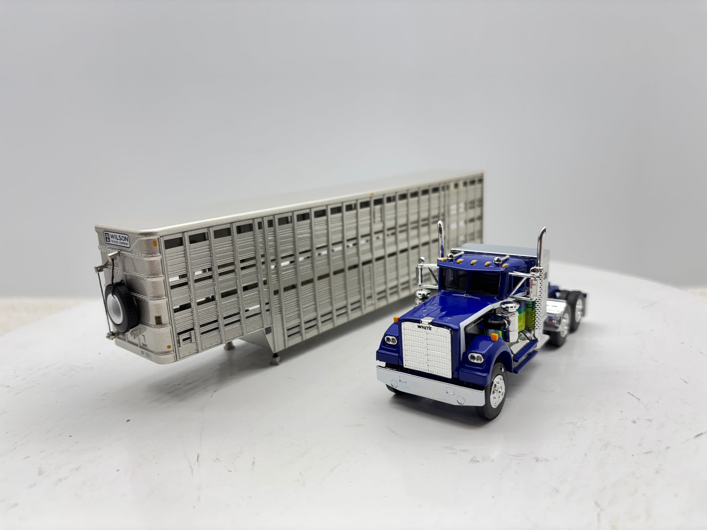 1/64 Western Star 4900 36'' Flat Top
