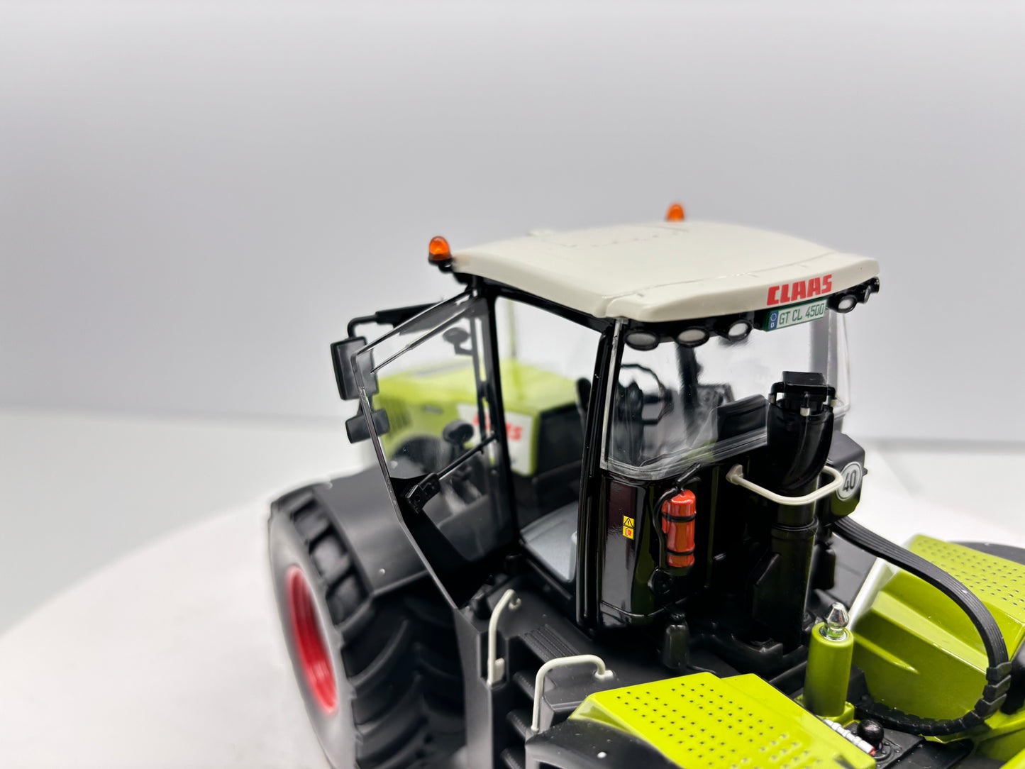 1/32 Claas 4500 Xerion