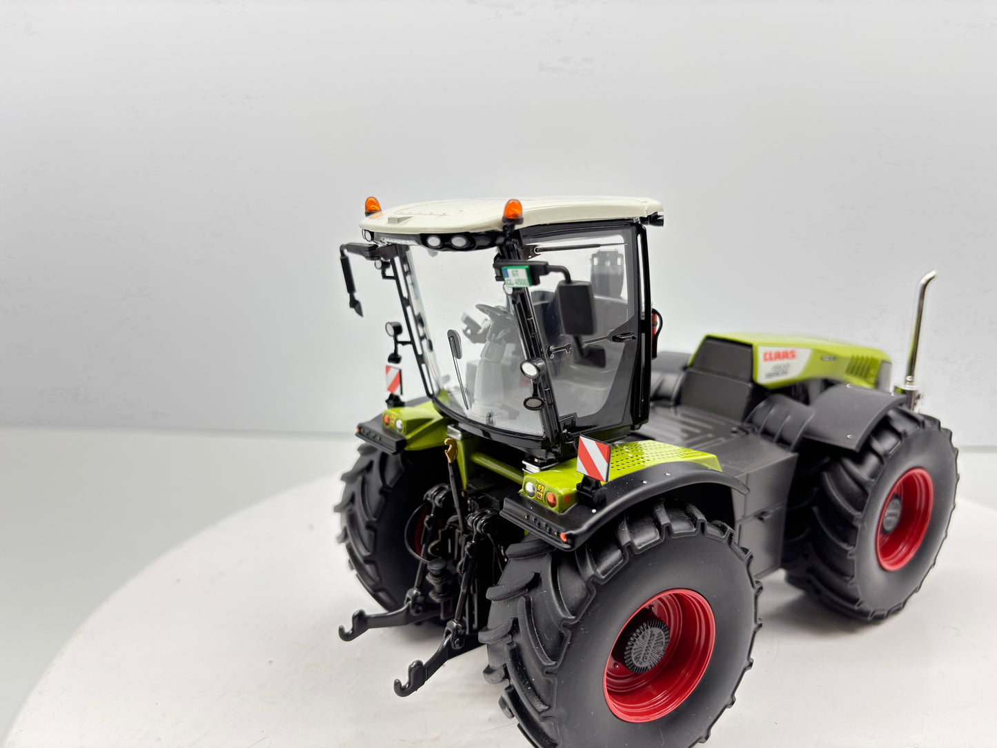 1/32 Claas 4500 Xerion