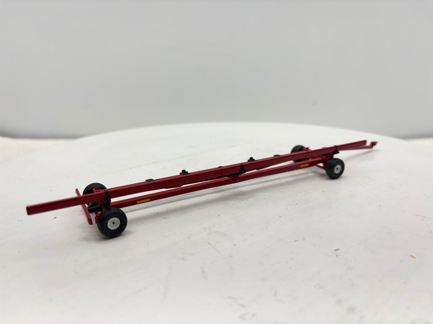 1/64 Unverferth AWS Header Cart (Red)