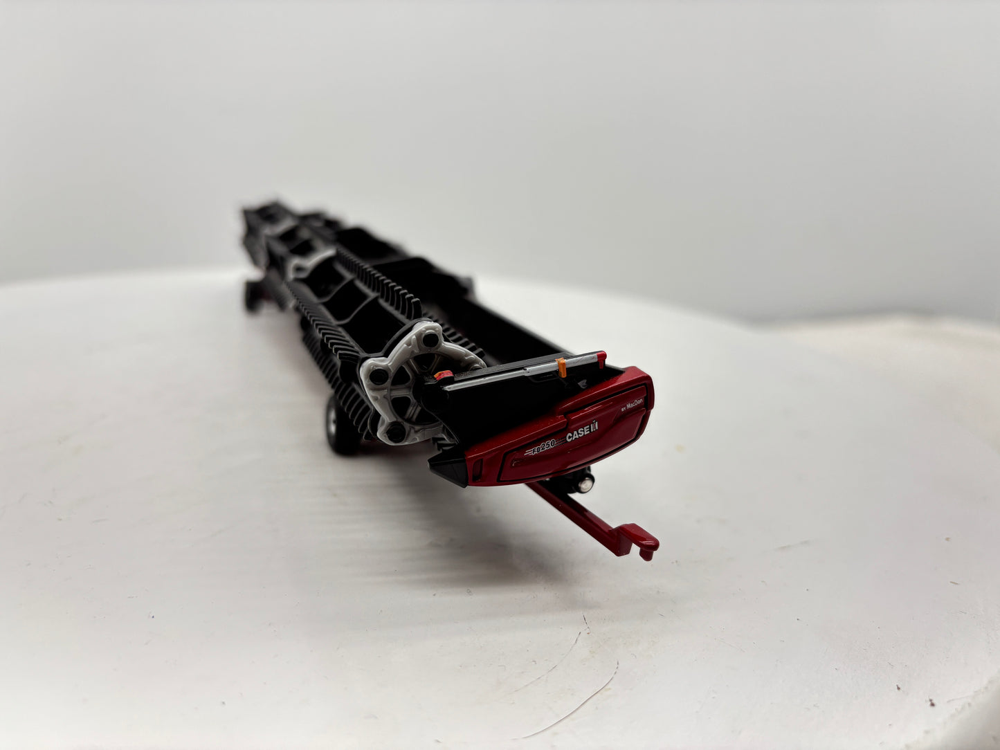 1/64 Unverferth AWS Header Cart (Red)