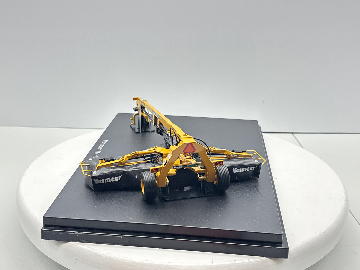 1/32 Vermeer TM 1400