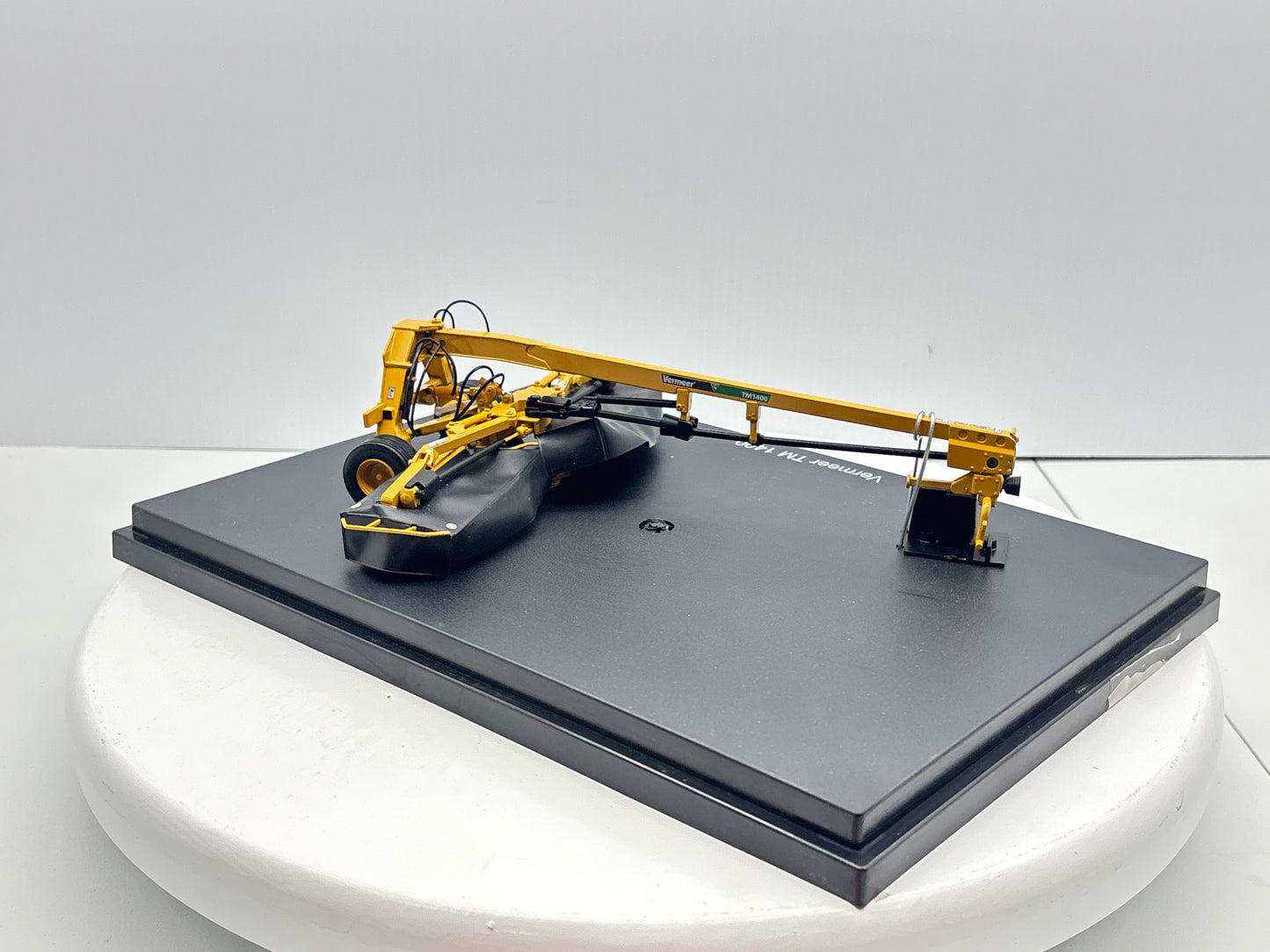 1/32 Vermeer TM 1400