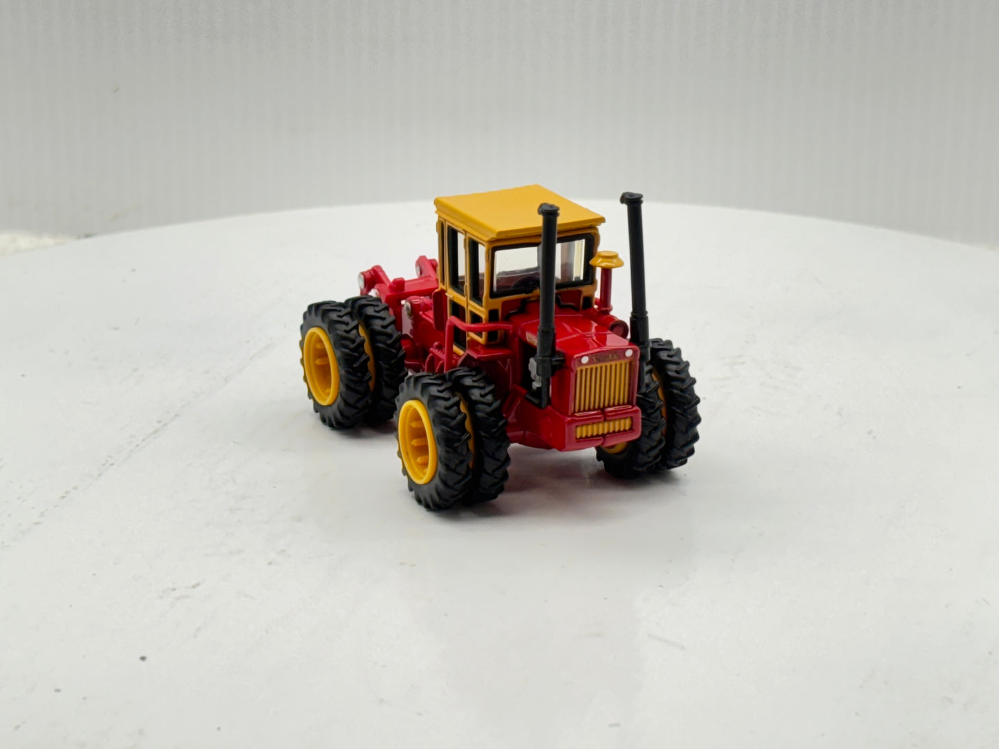 1/64 Versatile 118 Prestige
